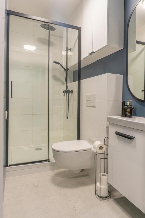 Batorego 18 - Blue - 450M Stacja Metra Pola Mokotowskie, 800M Biblioteka Narodowa, 20M Piekny Park Pola Mokotowskie, 800M Do Sgh - Wifi - Smart Tv - Good Apartments ワルシャワ エクステリア 写真